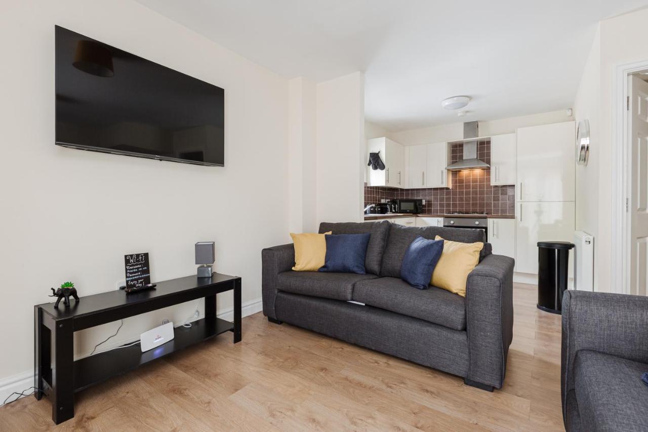Oxheys House - 5 Bedrooms Contractors Parking Престон Экстерьер фото